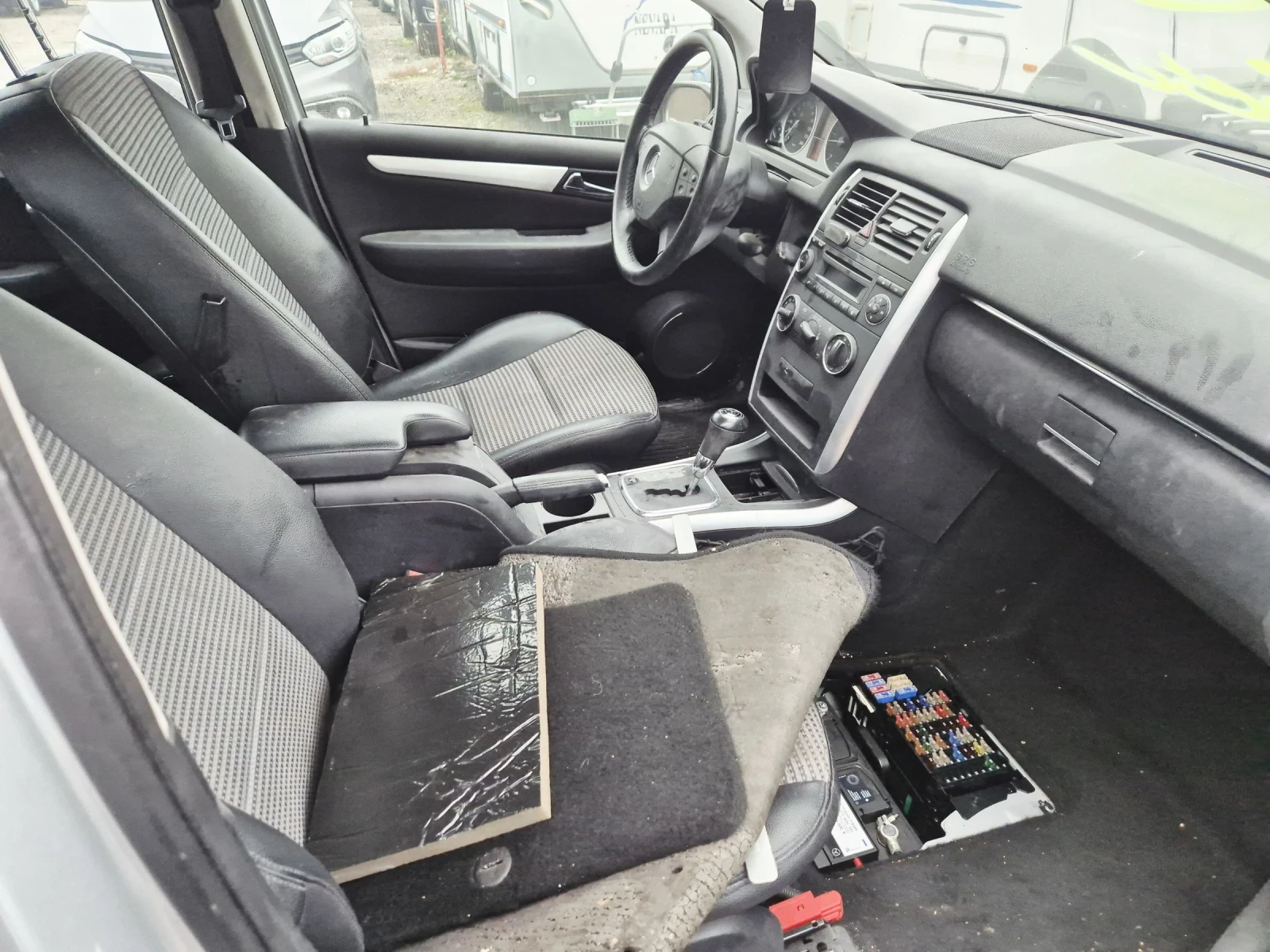 Mercedes-Benz B 200 2.0 CDI, АВТОМАТ, ЗАБЕЛЕЖКИ  - изображение 9