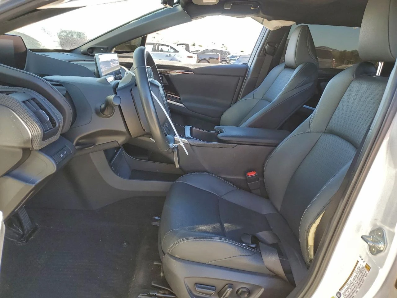 Toyota bZ4X Xle - изображение 7