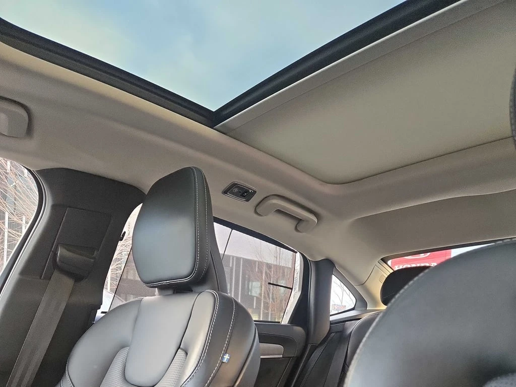 Volvo S90 * T6 AWD Inscription * CARFAX * ЦЕНА ДО БГ - изображение 10