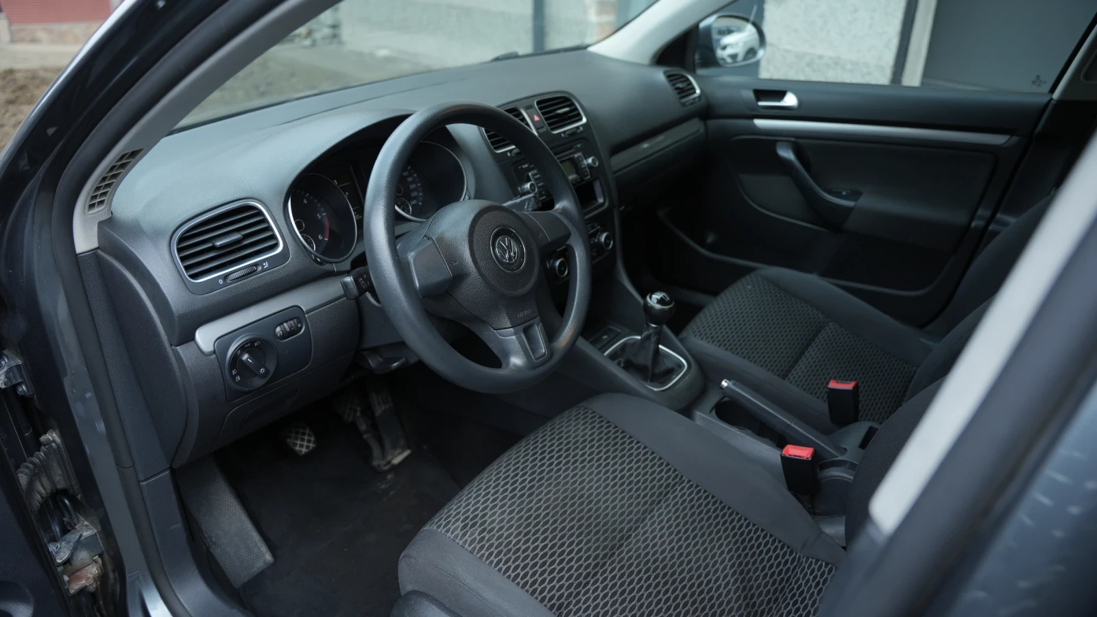 VW Golf VW Golf 1.6 tdi - изображение 7