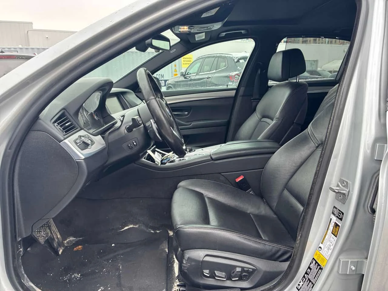 BMW 535 М ПАКЕТ/xDrive/Harman/Подгрев/Пано/КЛИП, снимка 10 - Автомобили и джипове - 53930303