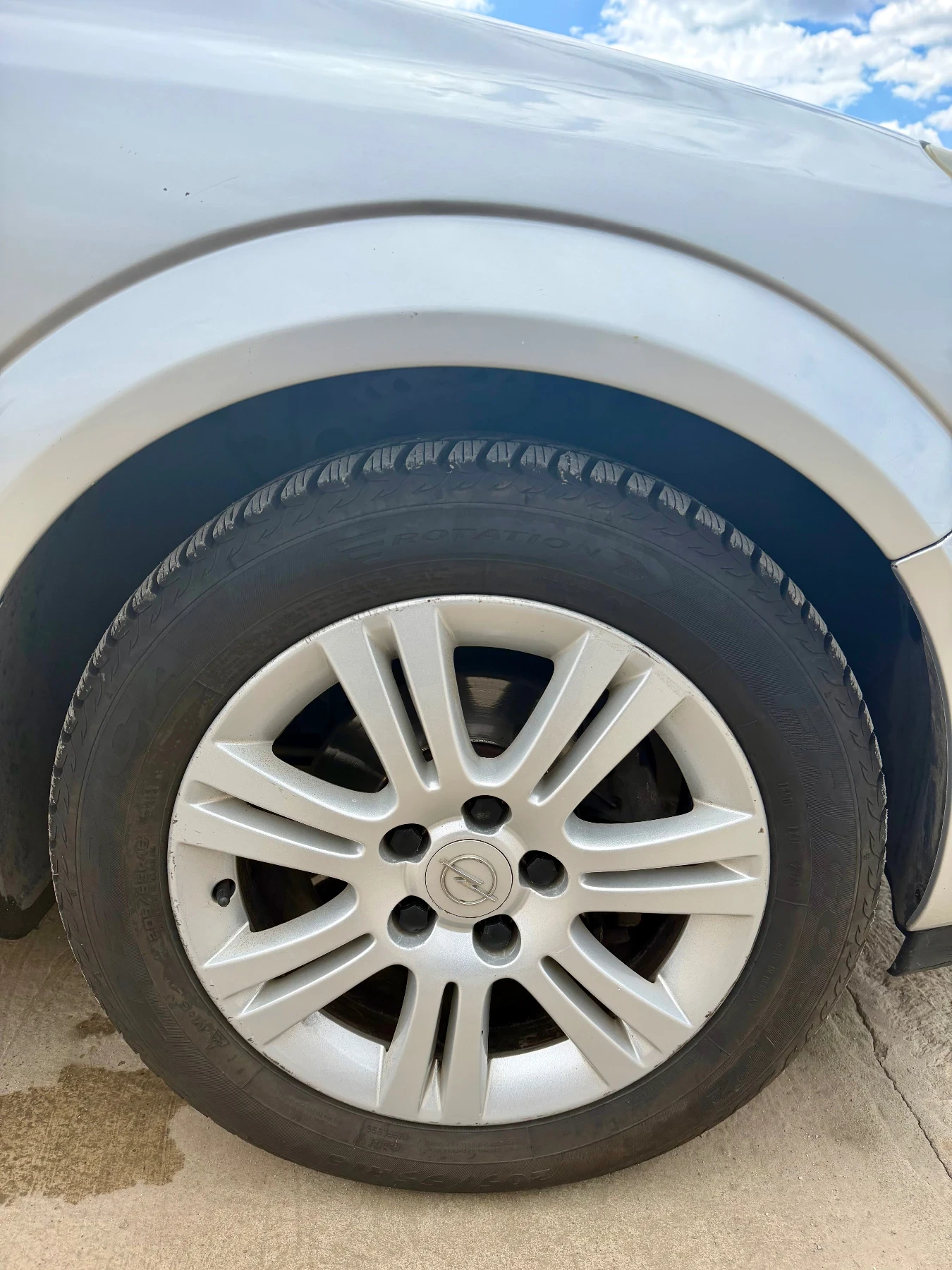 Opel Astra 1.7 CDTI, снимка 12 - Автомобили и джипове - 54292651