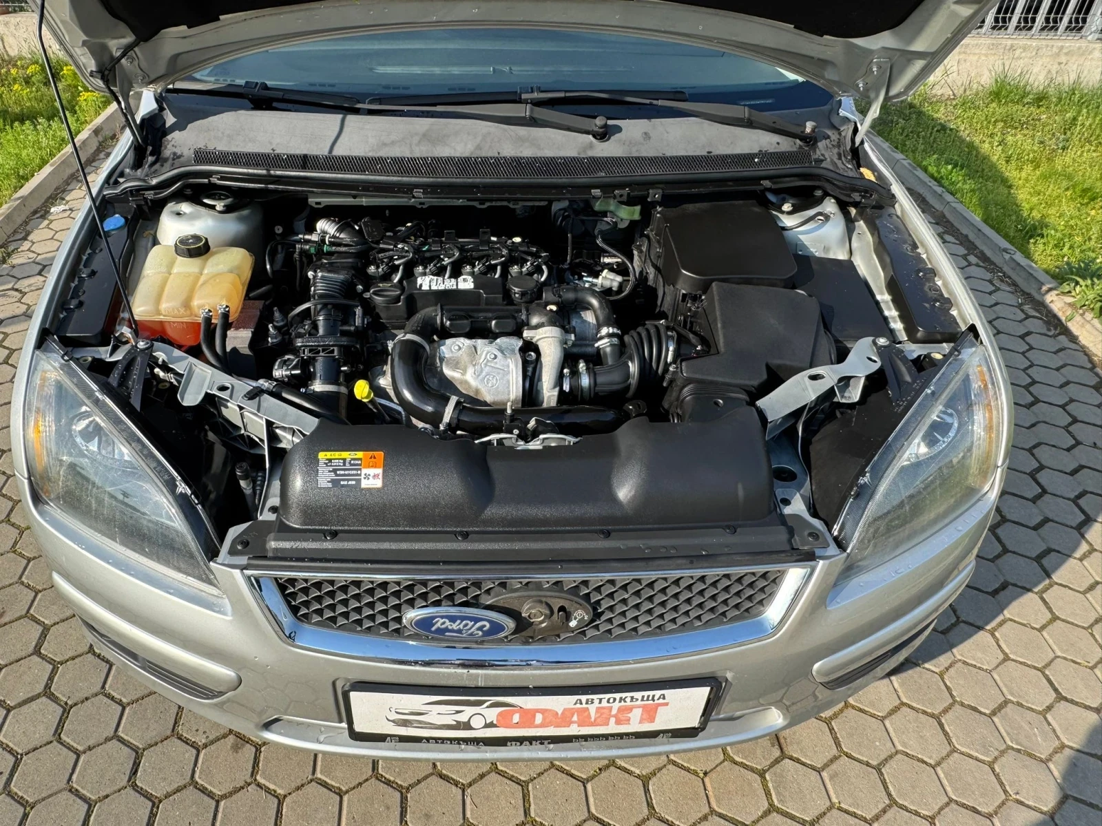 Ford Focus 1.6TDCi, снимка 16 - Автомобили и джипове - 54351554