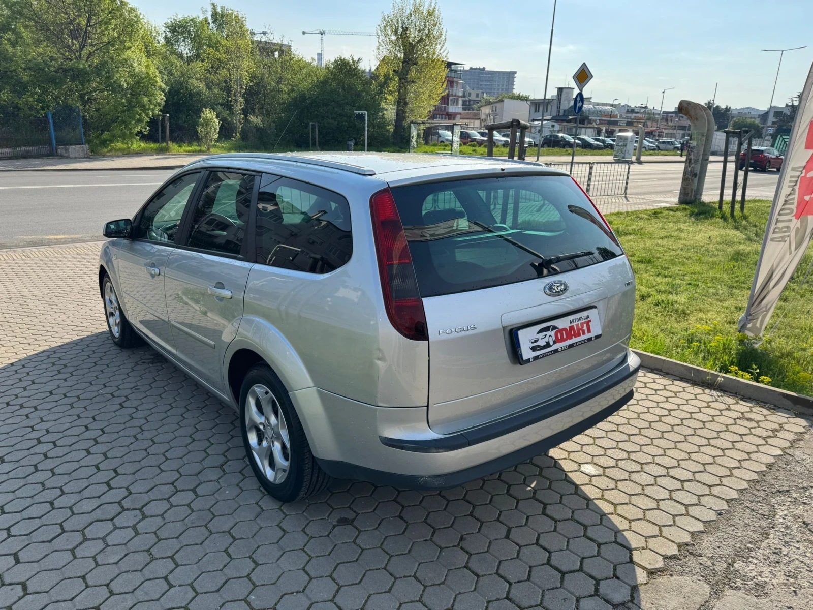 Ford Focus 1.6TDCi, снимка 5 - Автомобили и джипове - 54351554