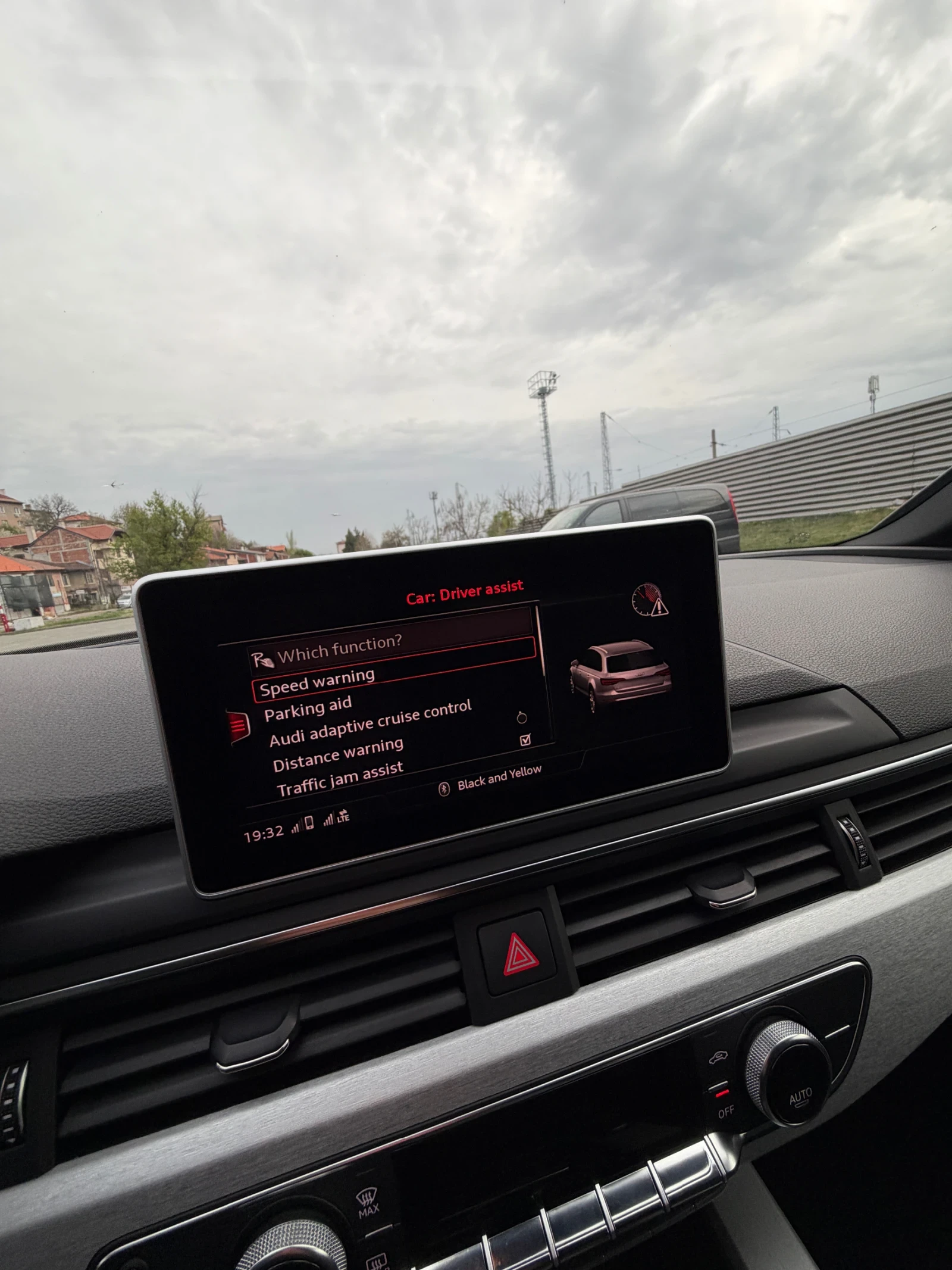 Audi A4 Full 3x S line face/matrix/shadow/ambient/камери, снимка 14 - Автомобили и джипове - 54421246