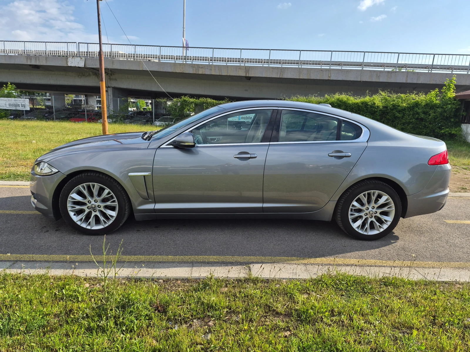 Jaguar Xf 3.0D, снимка 8 - Автомобили и джипове - 54625477