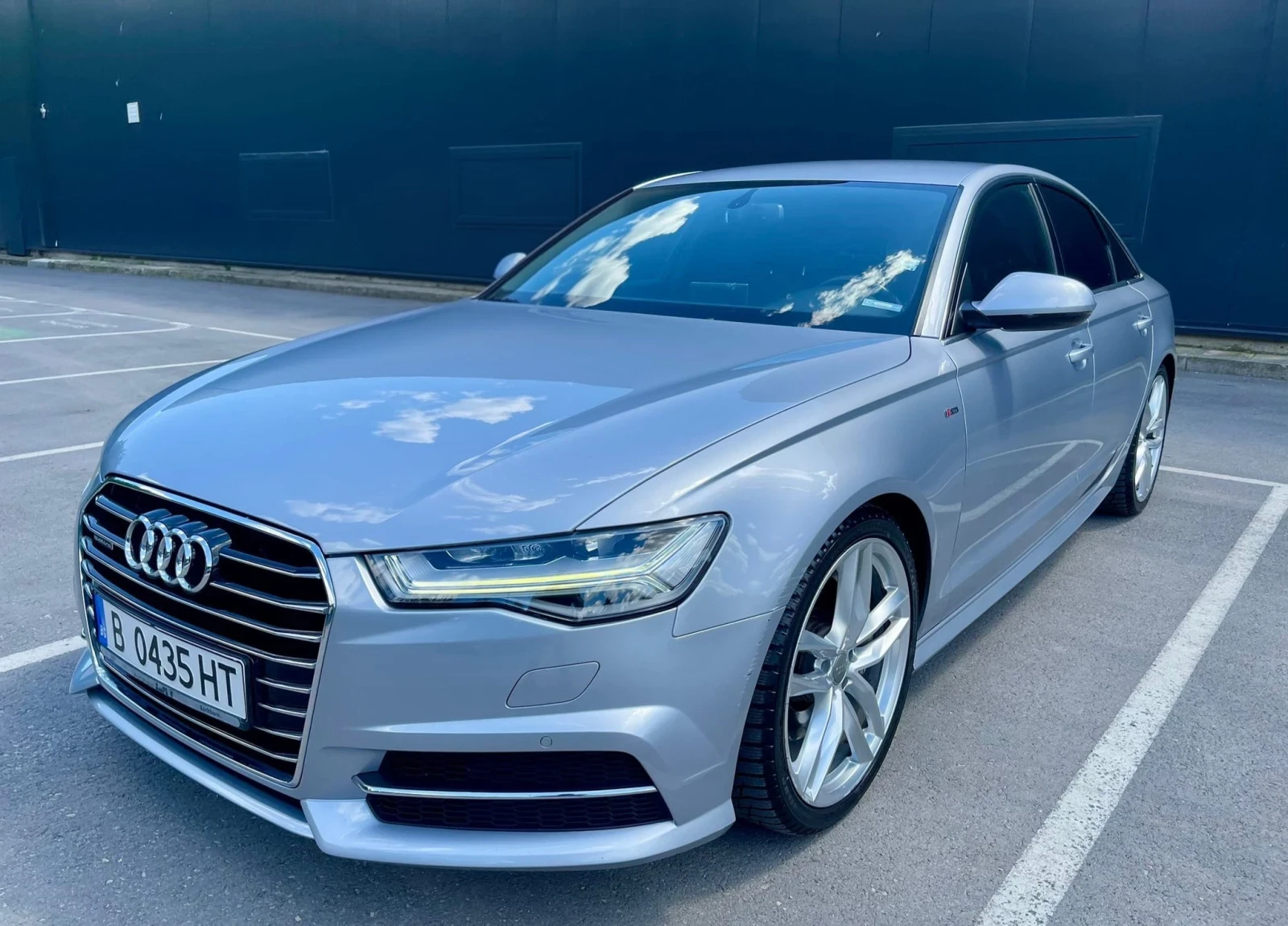 Audi A6 3.0TDI / S-Line / FULL-LED