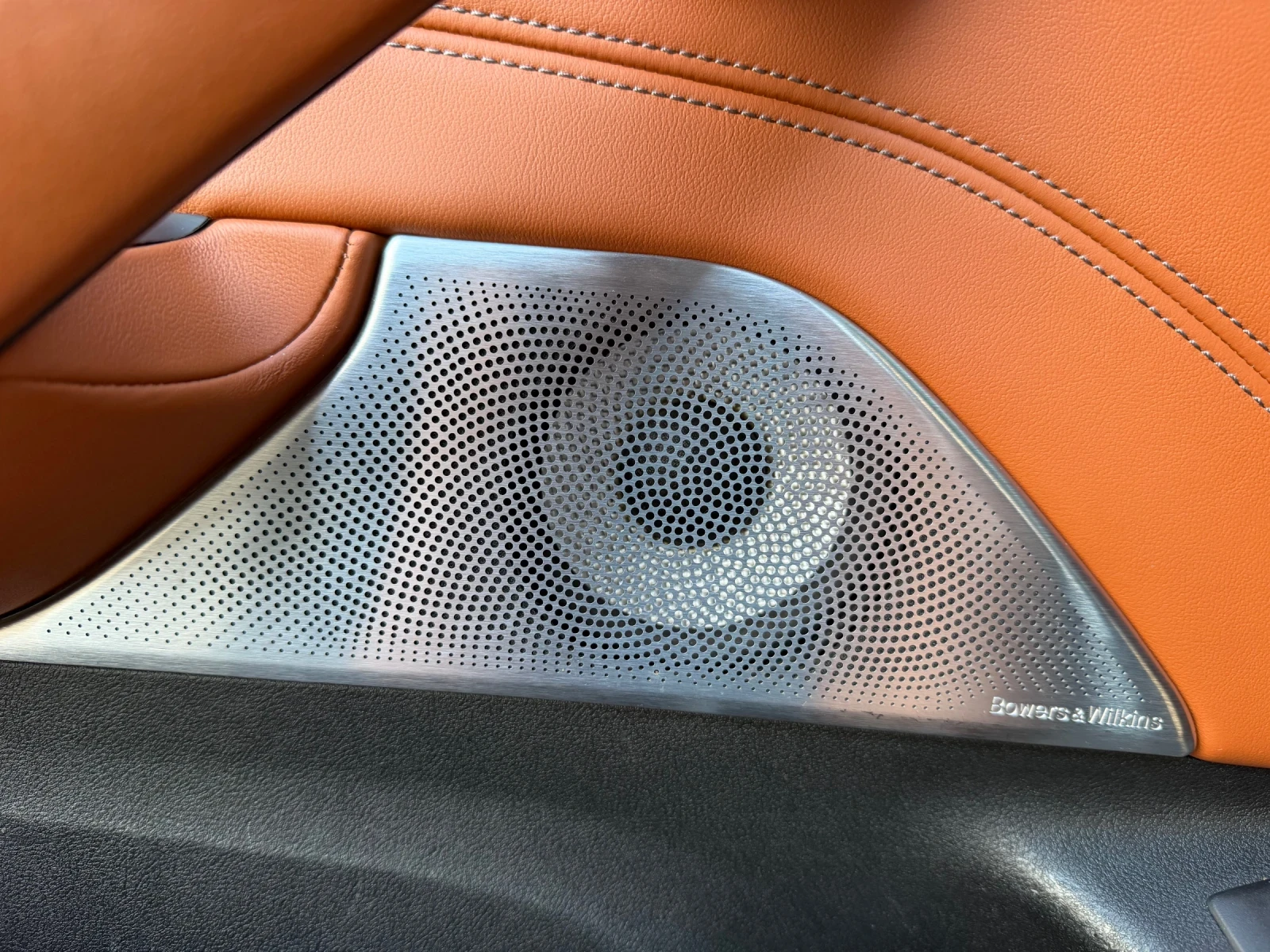 BMW M5 Competition F90 Individual   Almandin Brown, снимка 15 - Автомобили и джипове - 55181152