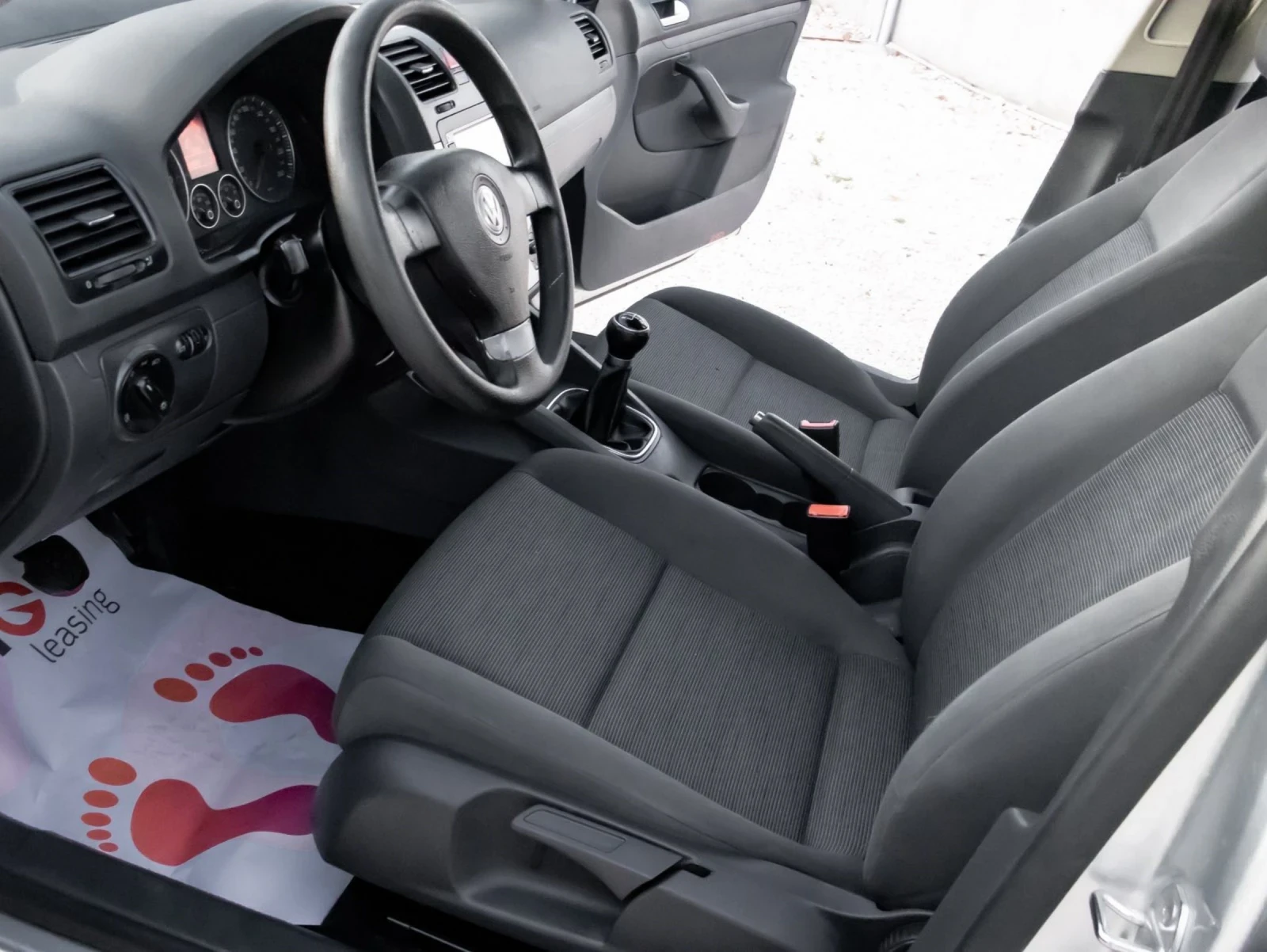 VW Golf 1.9tdi 105kc., снимка 10 - Автомобили и джипове - 55246600