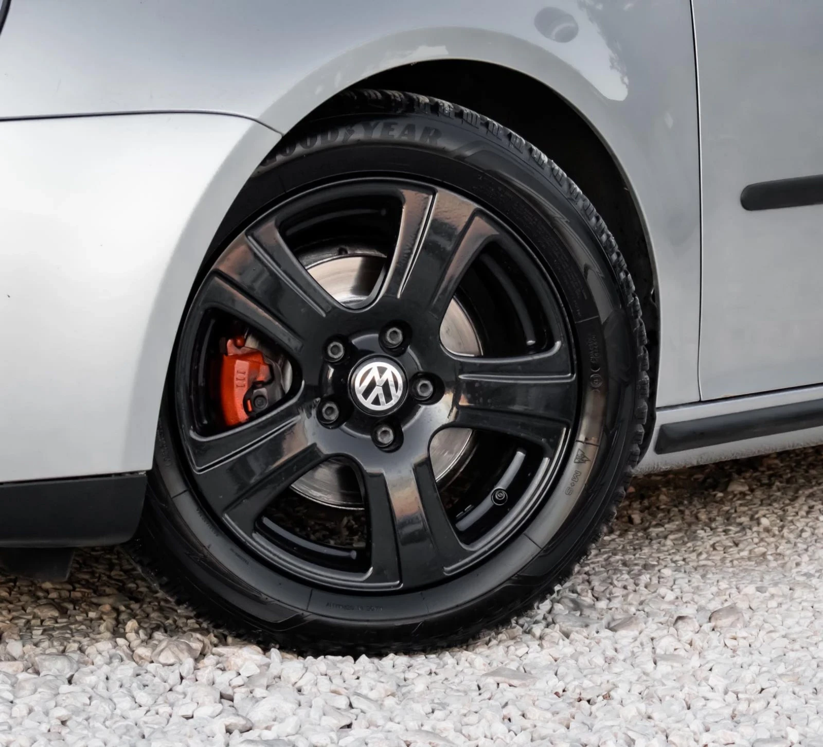 VW Golf 1.9tdi 105kc., снимка 9 - Автомобили и джипове - 55246600