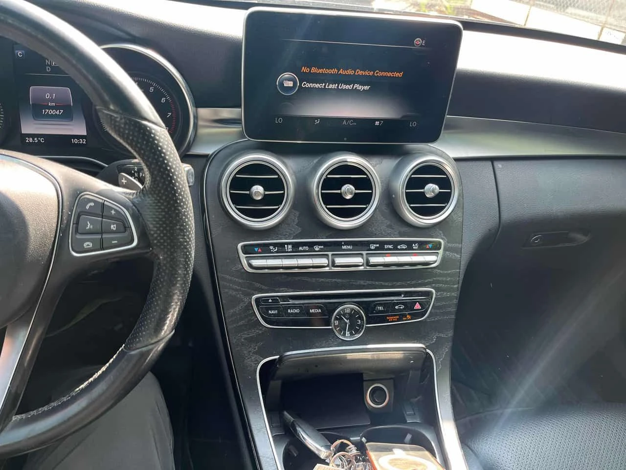 Mercedes-Benz C 300 АМГ ПАКЕТ/CARFAX/ПОДГРЕВ/ПАМЕТ/ПАНОРАМА/КЛИП, снимка 9 - Автомобили и джипове - 55328230