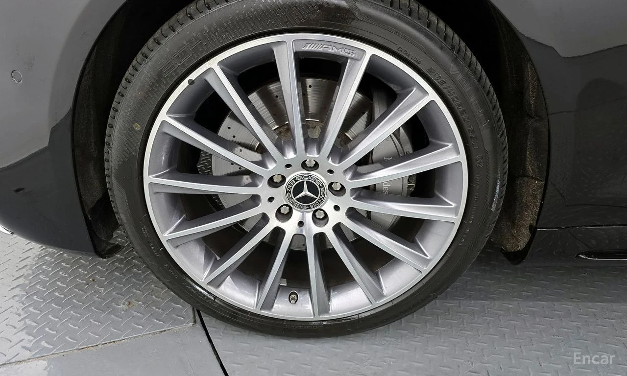 Mercedes-Benz E 220 * ФИКСИРАНА ЦЕНА ДО БЪЛГАРИЯ * АВТОКРЕДИТ, снимка 7 - Автомобили и джипове - 55399127