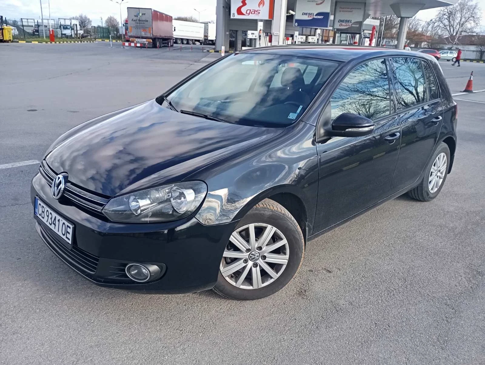 VW Golf, снимка 8 - Автомобили и джипове - 55625593