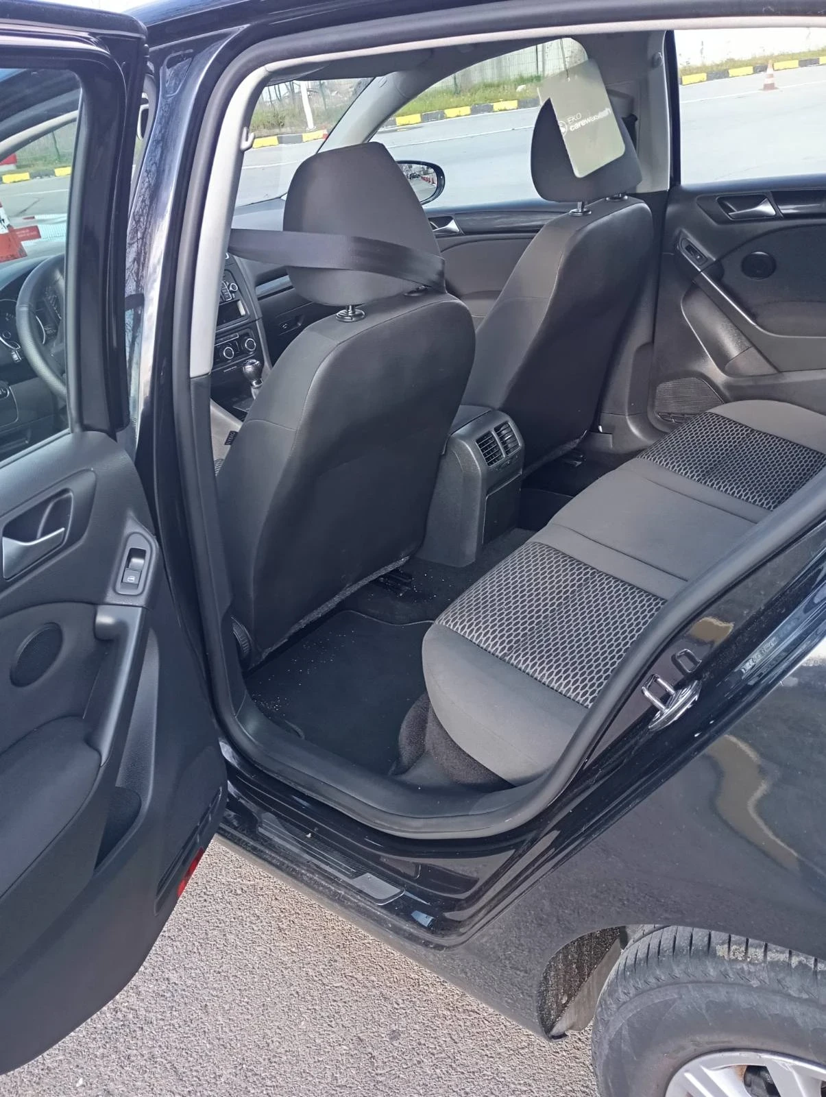 VW Golf, снимка 13 - Автомобили и джипове - 55625593
