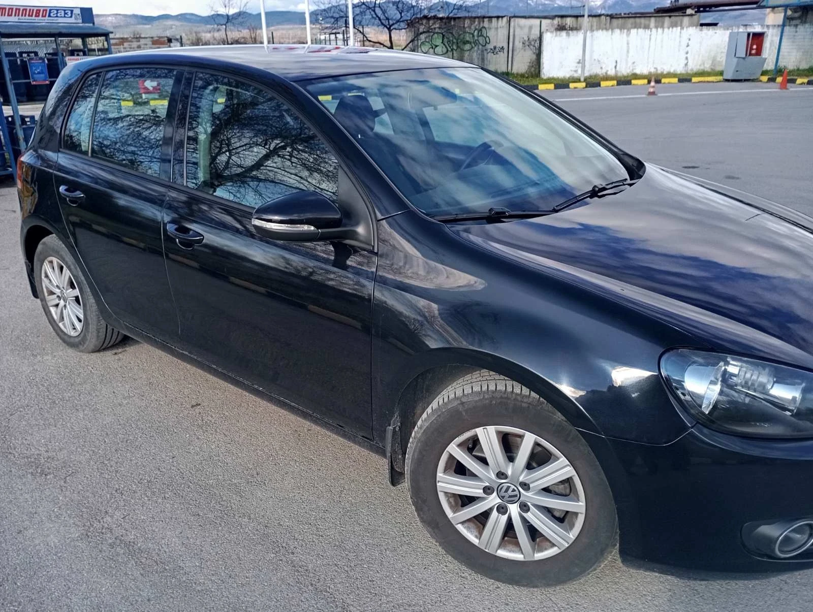 VW Golf, снимка 4 - Автомобили и джипове - 55625593