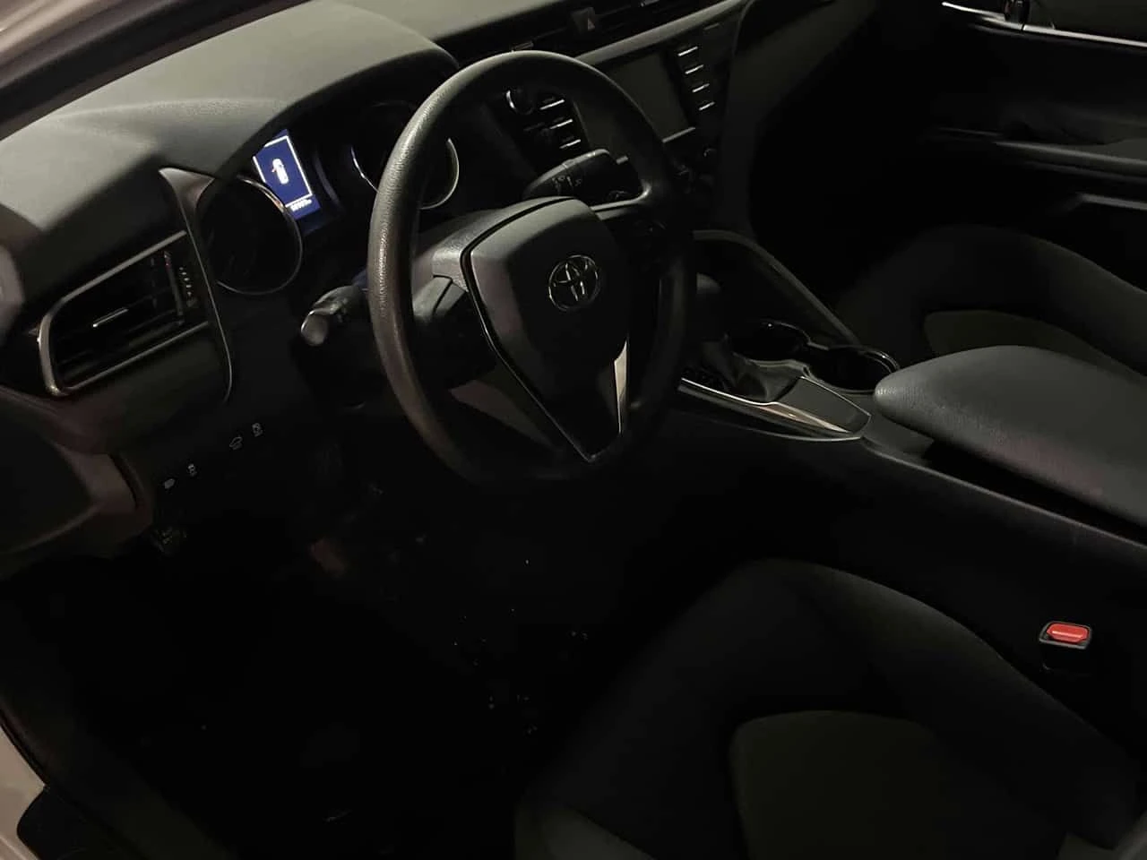 Toyota Camry * Auto * CARFAX * ОПЦИЯ ЗА ФИНАНСИРАНЕ, снимка 5 - Автомобили и джипове - 55658664