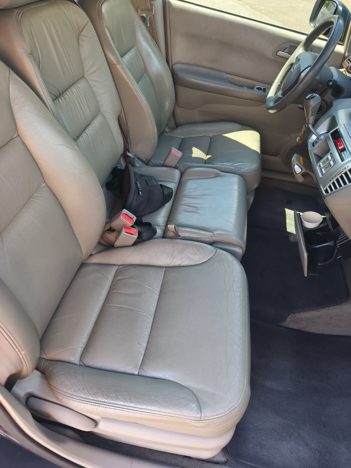 Honda Fr-v, снимка 6 - Автомобили и джипове - 55835117