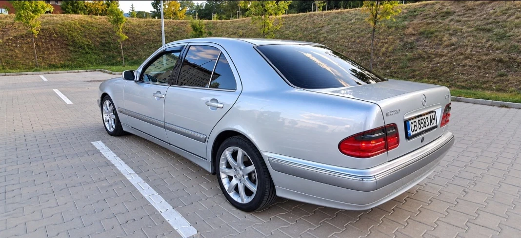 Mercedes-Benz 124 Е220CDI УНИКАТ, снимка 5 - Автомобили и джипове - 56370142
