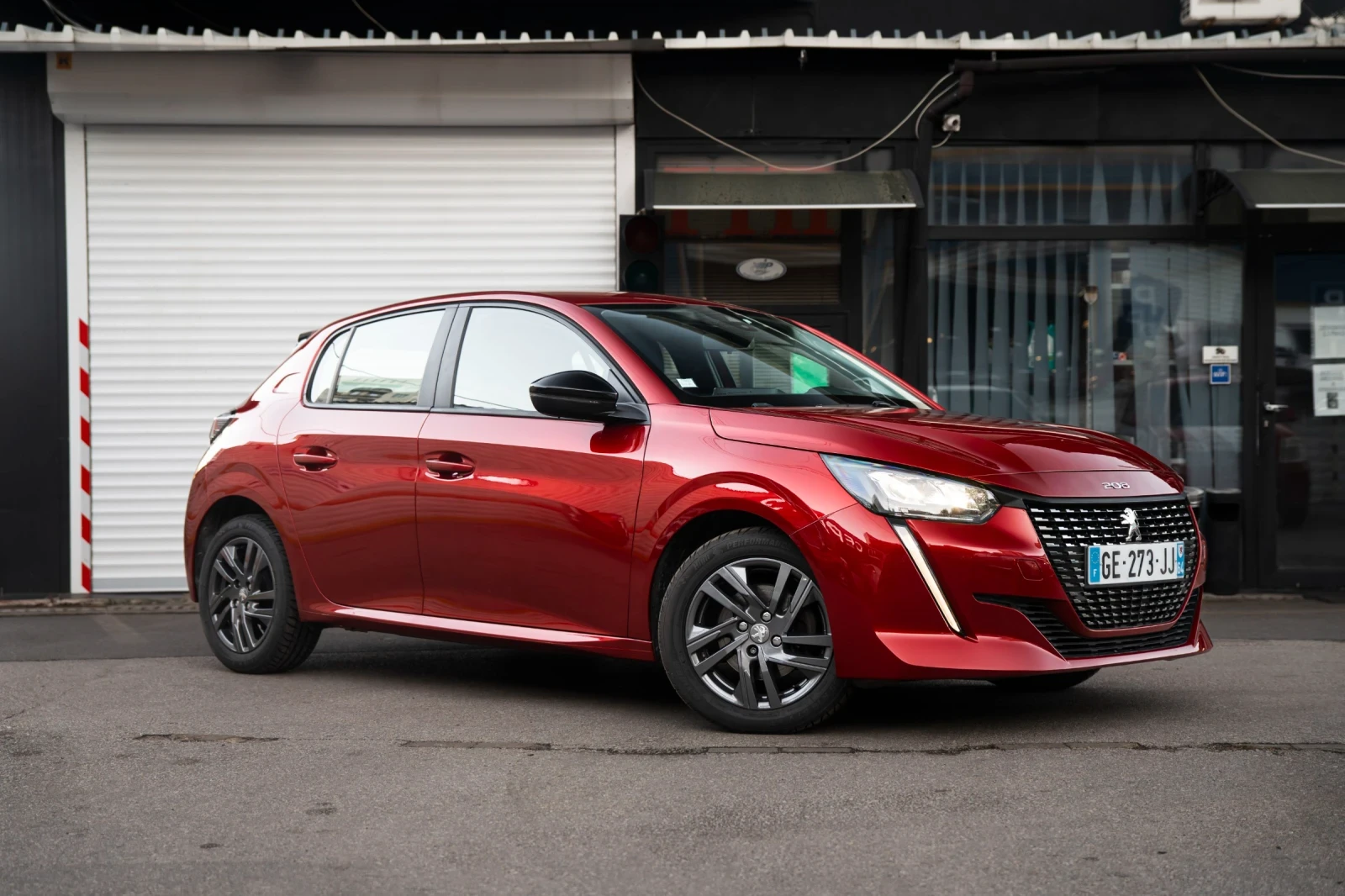 Peugeot 208 1.2 puretech active, снимка 4 - Автомобили и джипове - 56642246