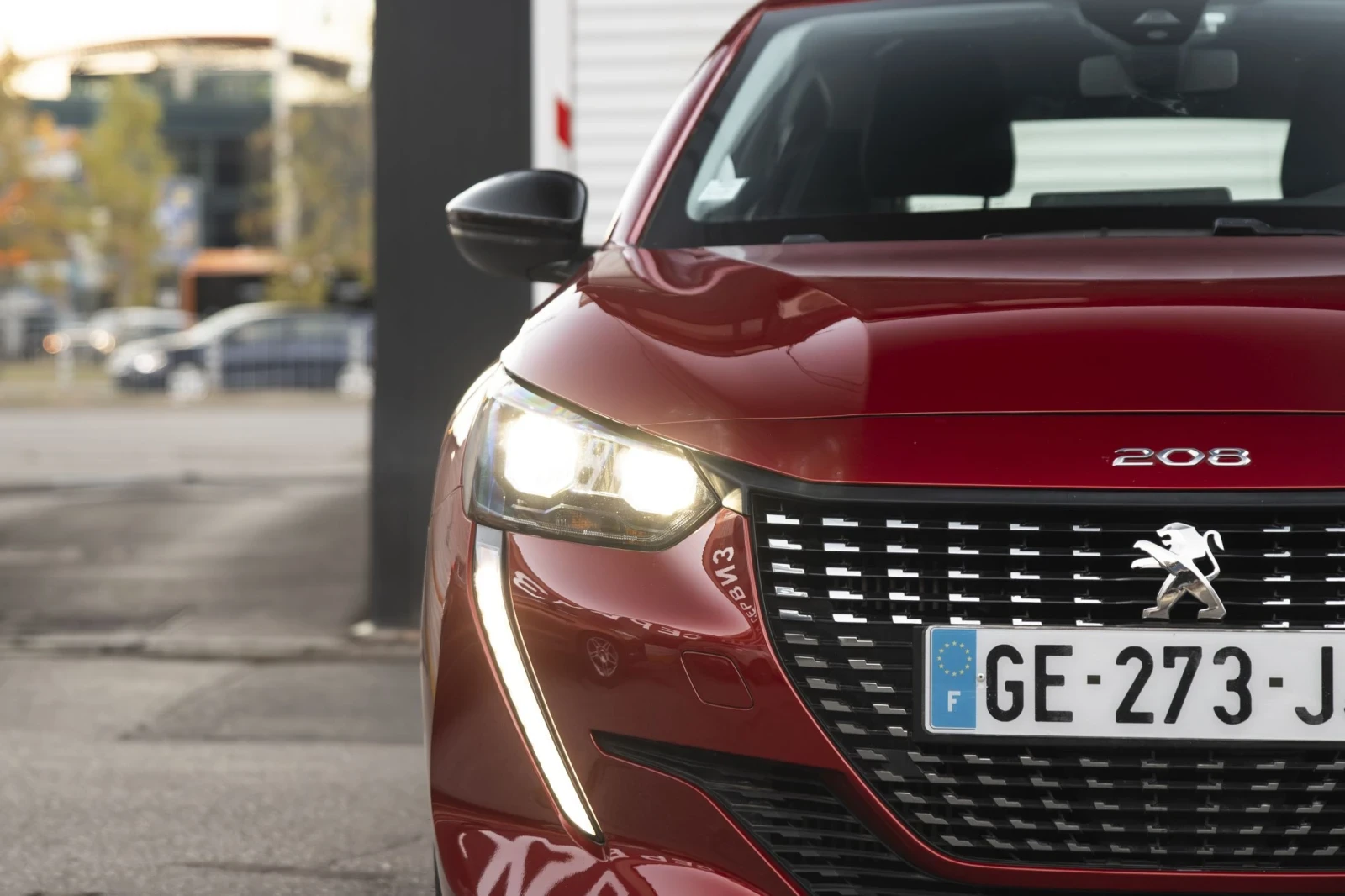 Peugeot 208 1.2 puretech active, снимка 2 - Автомобили и джипове - 56642246