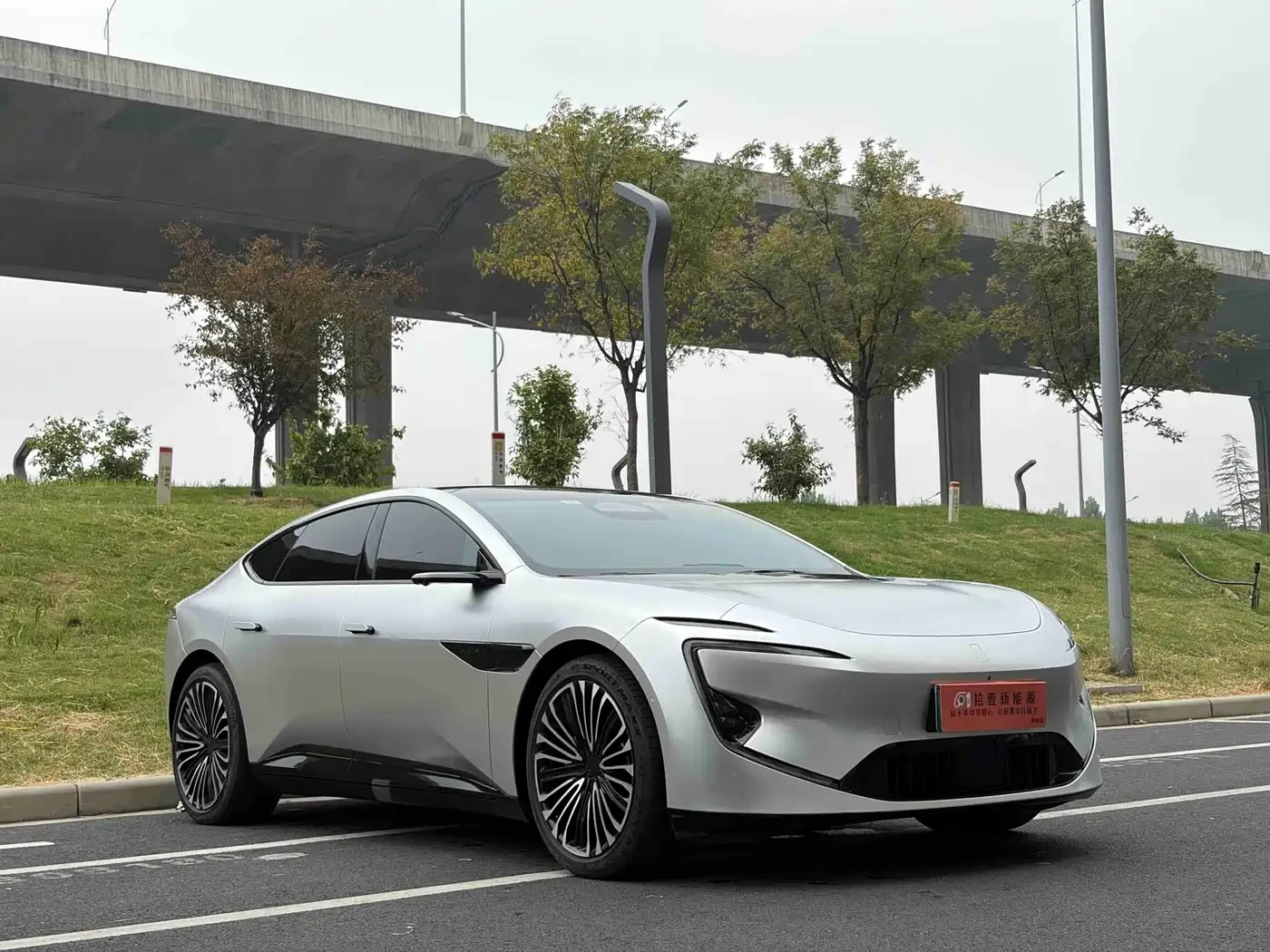 Avatr 12 2023 650 Triple Laser AWD Performance Edition | Mobile.bg � ����������� 3