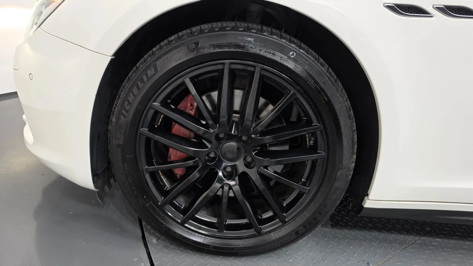 Maserati Ghibli, снимка 5 - Автомобили и джипове - 56686211