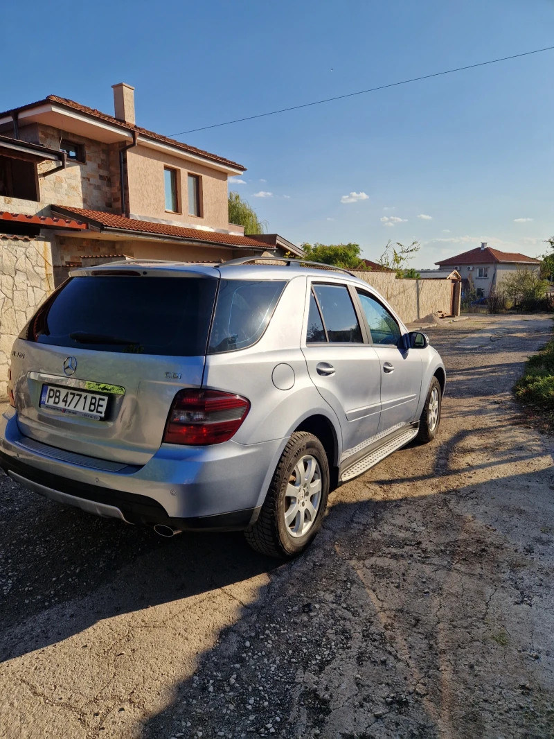 Mercedes-Benz ML 320, снимка 6 - Автомобили и джипове - 47367709