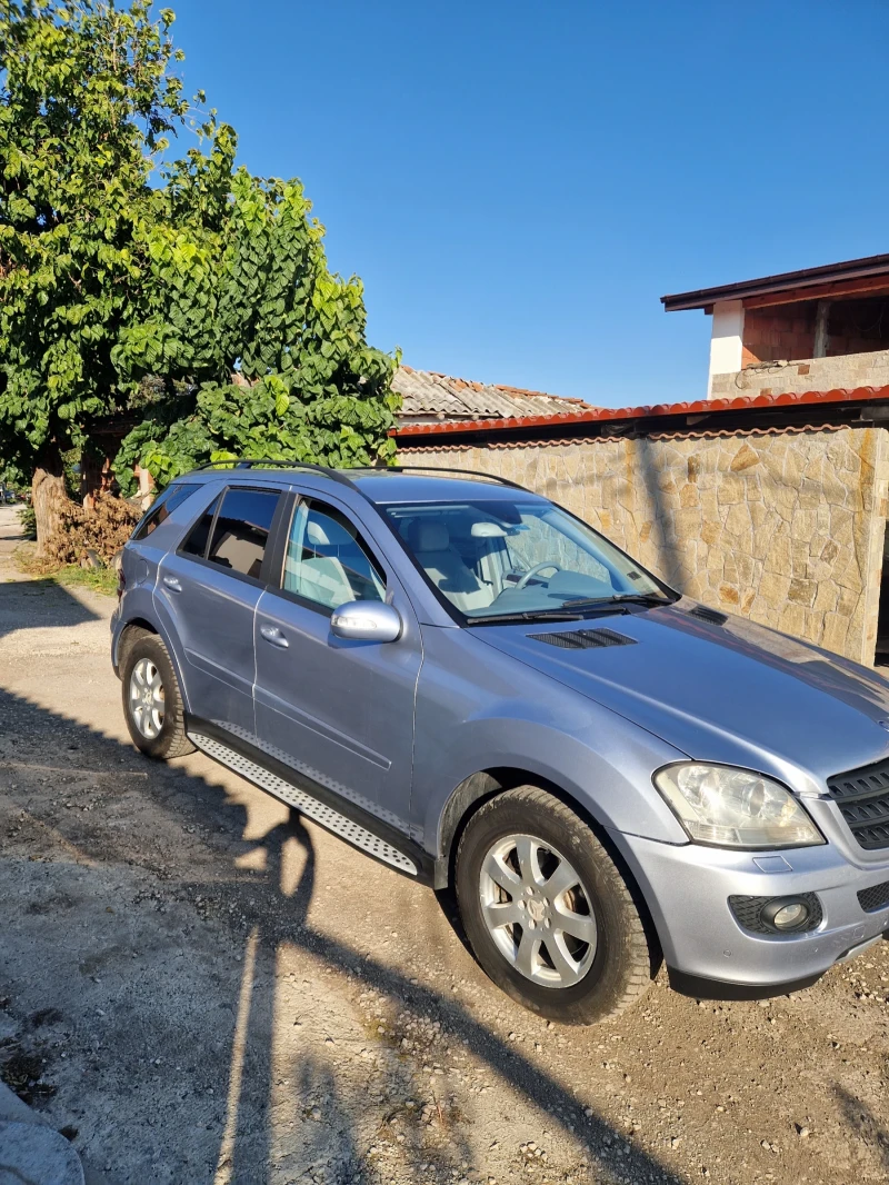 Mercedes-Benz ML 320, снимка 2 - Автомобили и джипове - 47367709