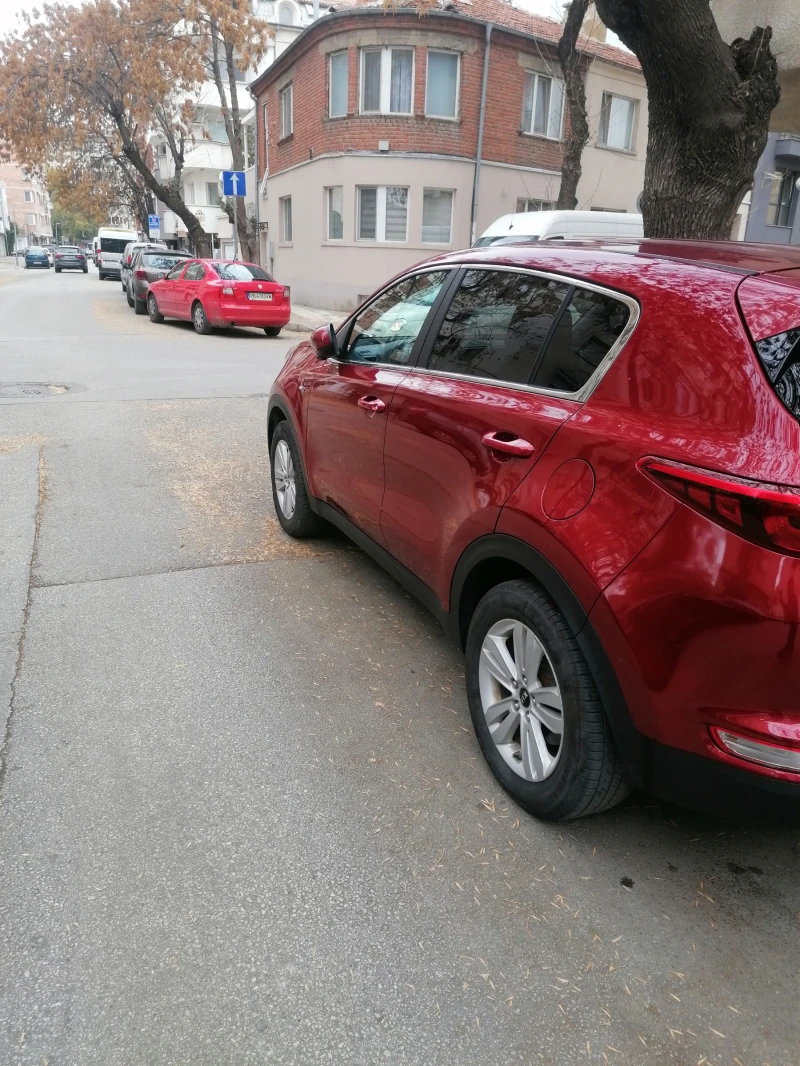 Kia Sportage 2.4, снимка 5 - Автомобили и джипове - 47809364