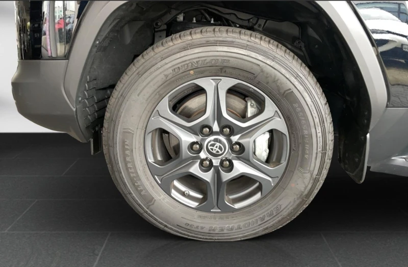 Toyota Land cruiser 300 V6D GR SPORT HEAD UP CAMERA, снимка 6 - Автомобили и джипове - 52002754