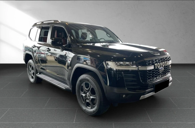 Toyota Land cruiser 300 V6D GR SPORT HEAD UP CAMERA, снимка 3 - Автомобили и джипове - 52002754