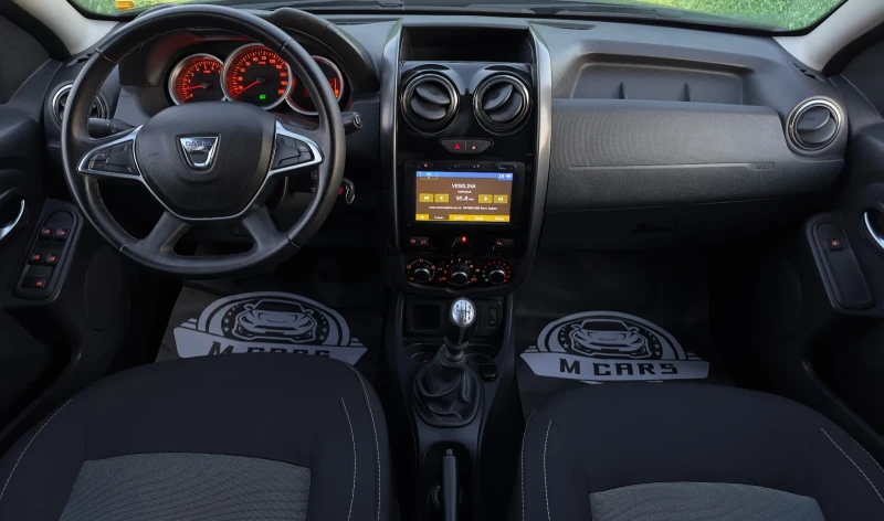 Dacia Duster KAMERA / NAVY 2017 г, снимка 9 - Автомобили и джипове - 52618701