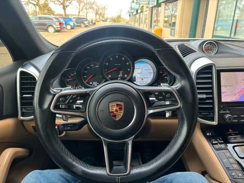 Porsche Cayenne 2017* PLATINUM* MATRIX* PANO* BOSE* LANE ASSIST* О, снимка 9 - Автомобили и джипове - 52630376