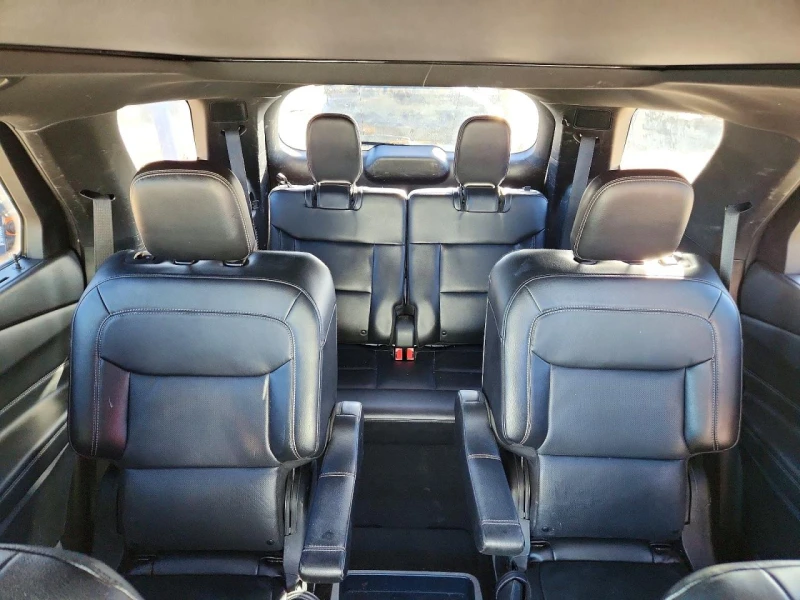 Ford Explorer 2.3l Limited, снимка 10 - Автомобили и джипове - 53576929