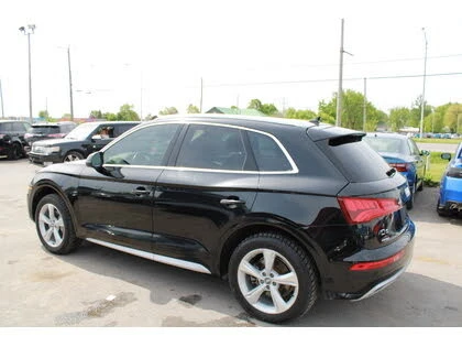 Audi Q5, снимка 3 - Автомобили и джипове - 48572690