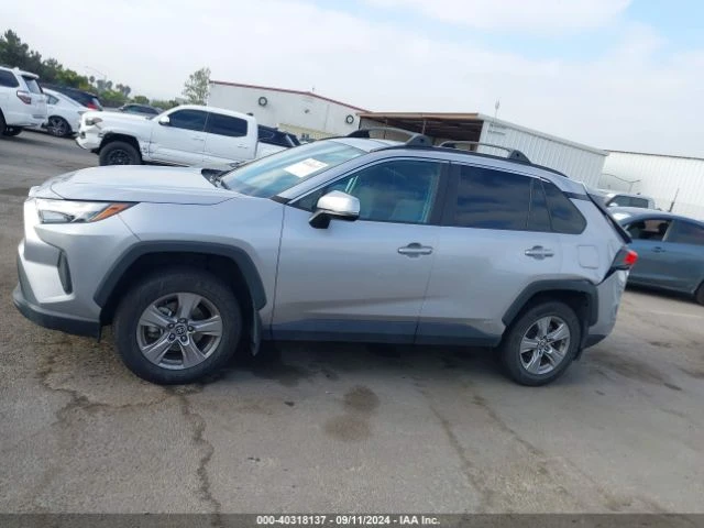 Toyota Rav4 HYBRID XLE, снимка 13 - Автомобили и джипове - 48221766