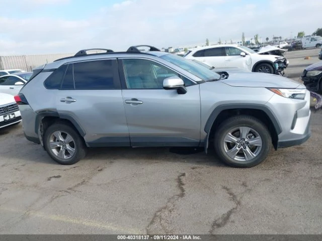 Toyota Rav4 HYBRID XLE, снимка 12 - Автомобили и джипове - 48221766