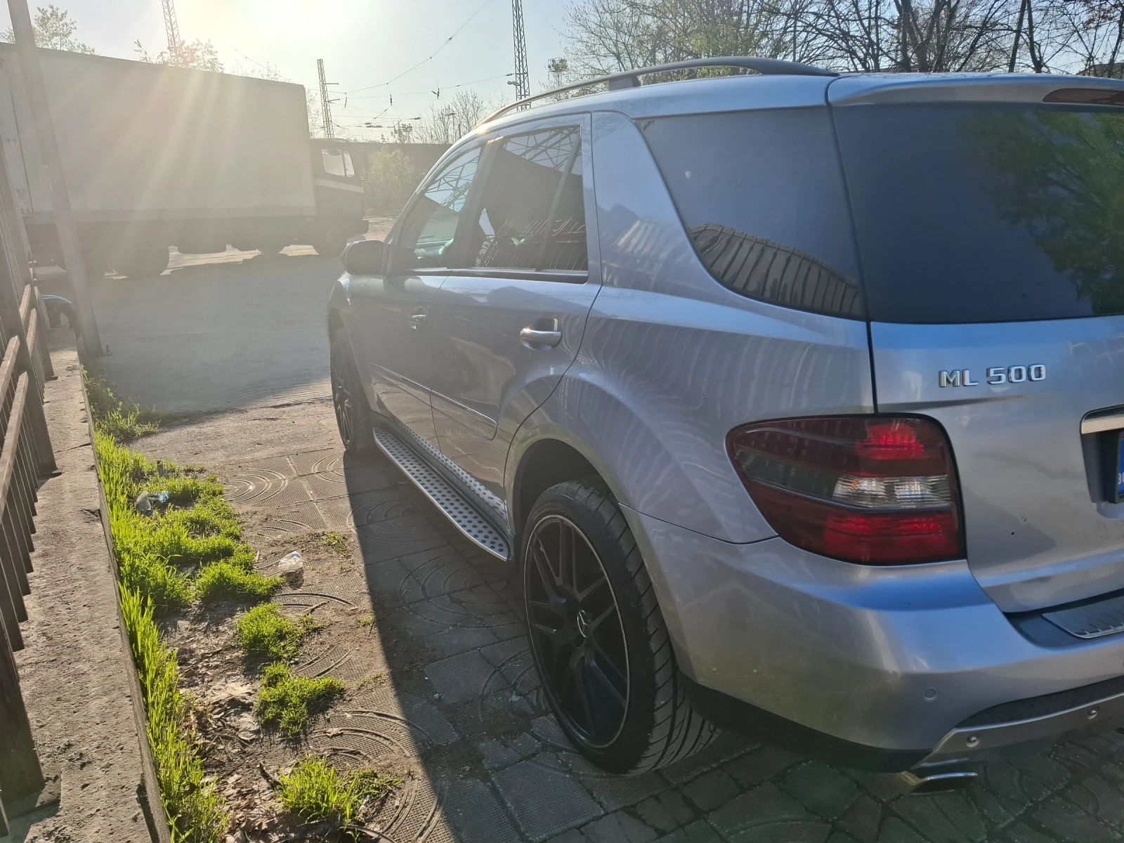 Mercedes-Benz ML 500  - изображение 4