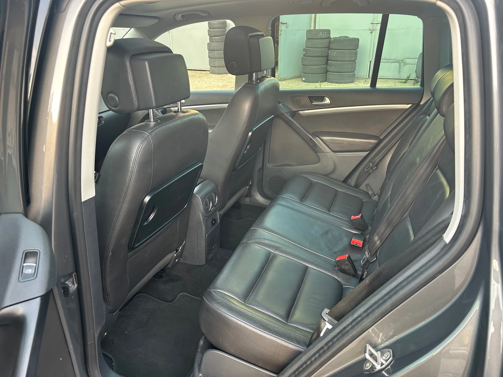 VW Tiguan R-LINE!КОЖА-НАВИ-КАМЕРА-ПАНОРАМА-LED-XENON-TOP! - изображение 10