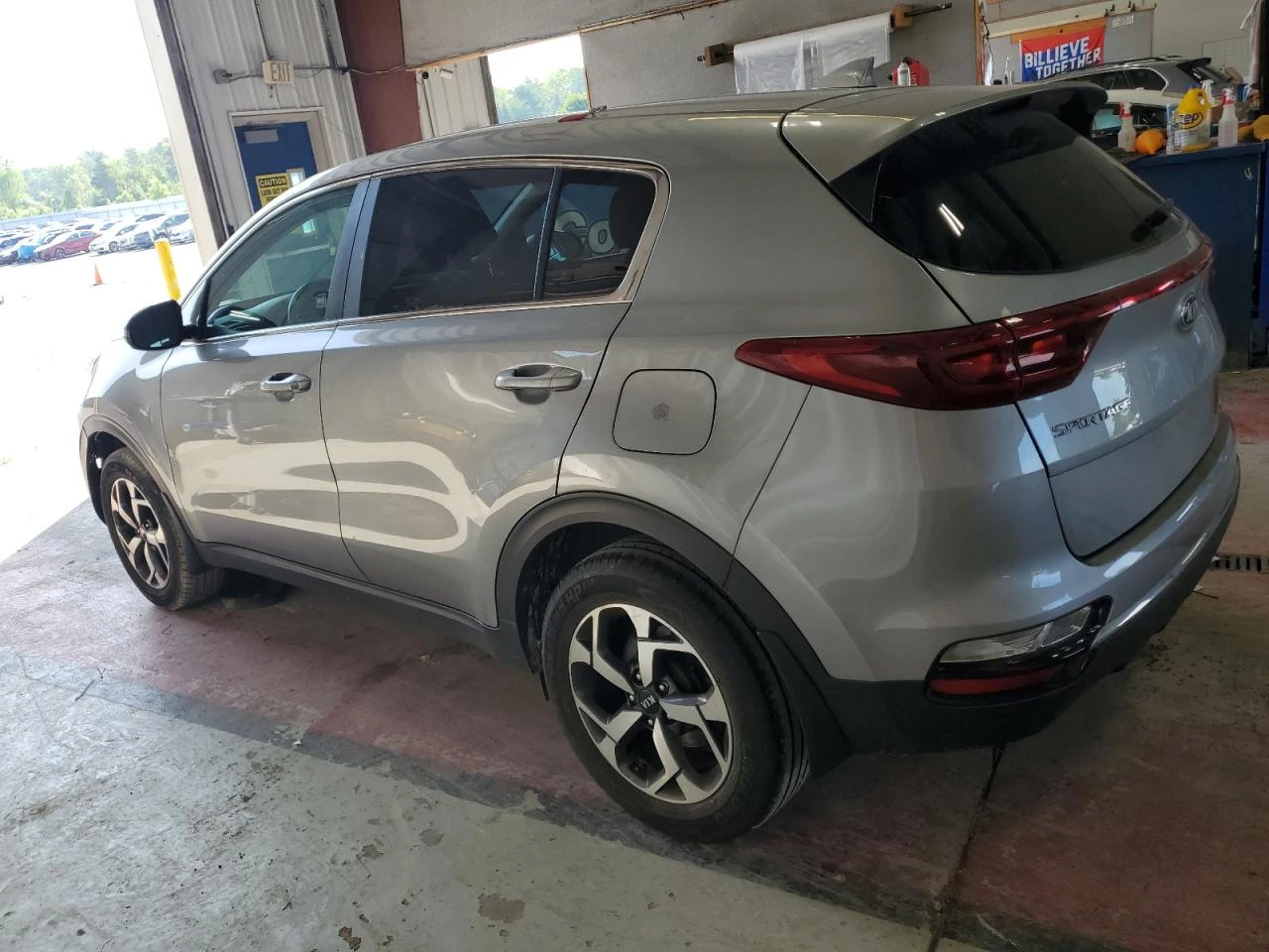 Kia Sportage LX/4X4/ВИДЕО НА МОТОРА/ПЪЛНА СЕРВИЗНА ИСТОРИЯ - изображение 6