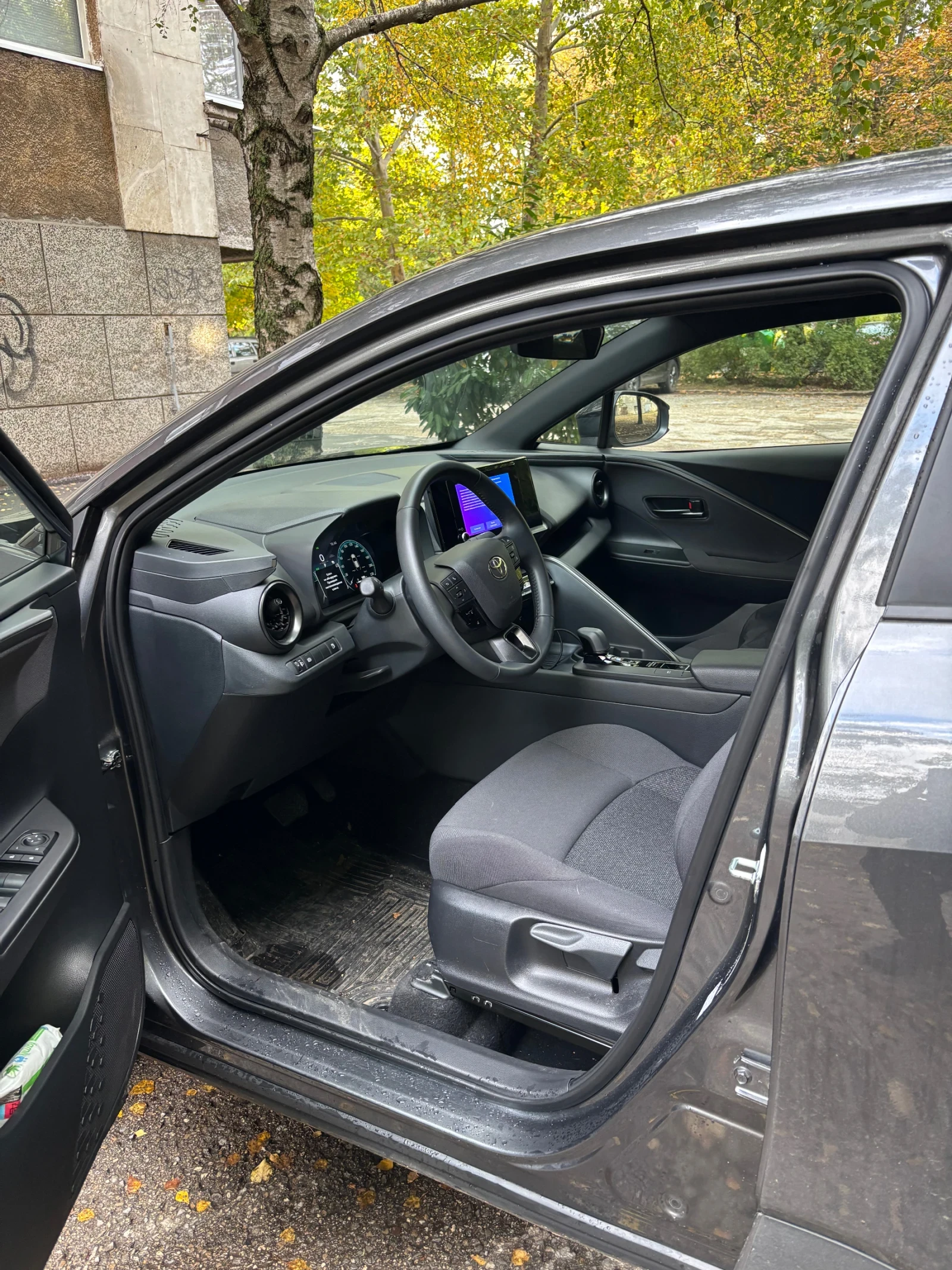 Toyota C-HR  - изображение 2