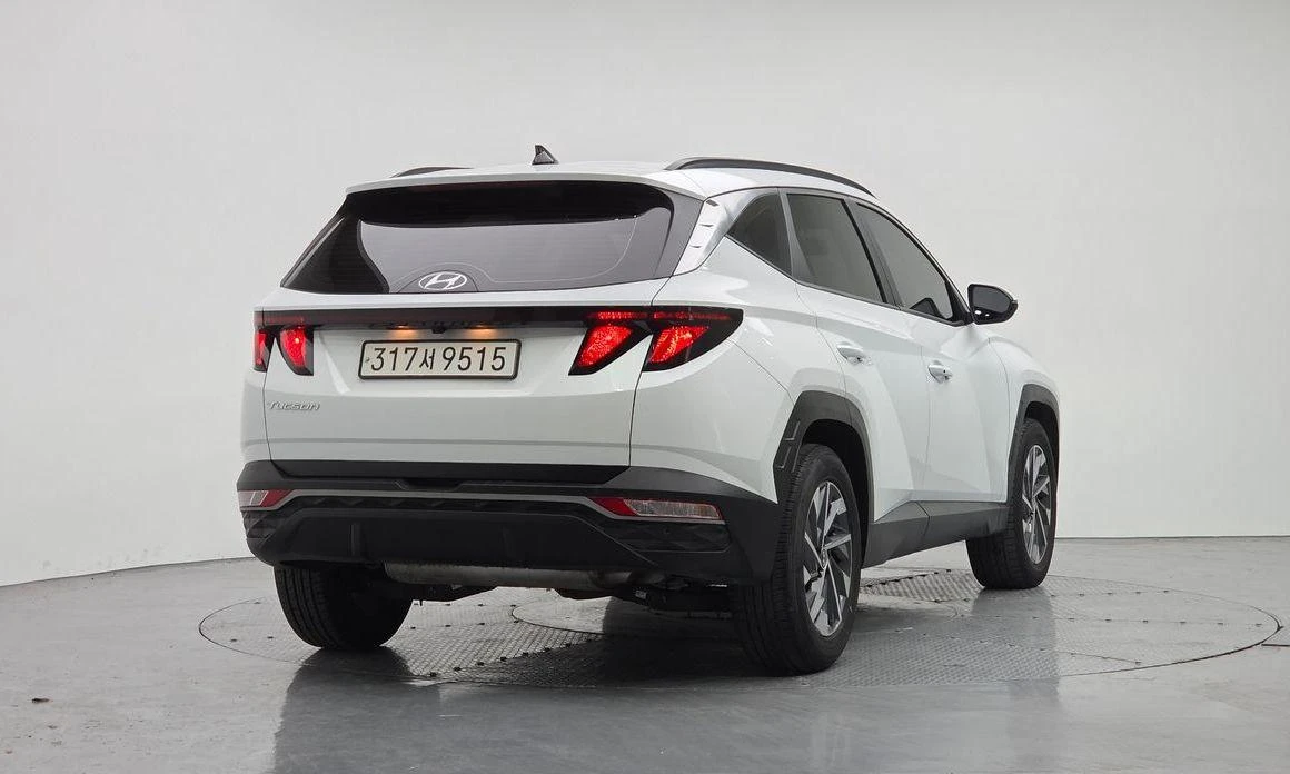 Hyundai Tucson Gasoline 1.6 Turbo 2WD Premium - изображение 4
