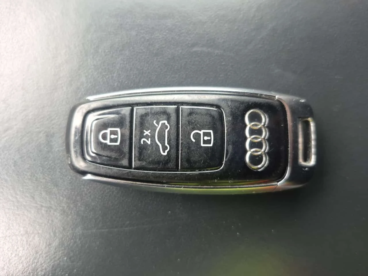 Audi RSQ8 * 4.0 TFSI QUATTRO * CARFAX * ���� �� �� | Mobile.bg � ����������� 11