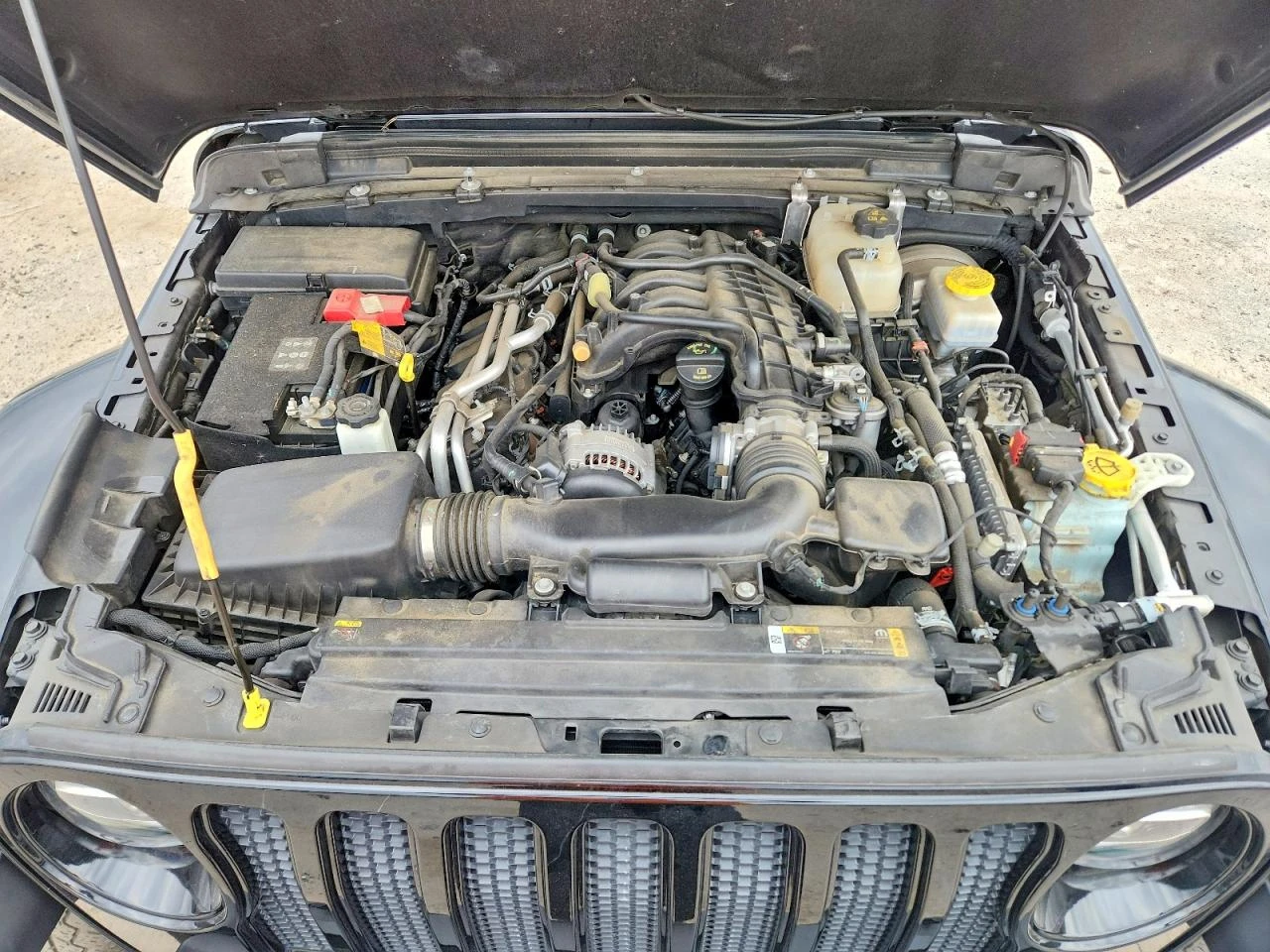 Jeep Wrangler 3.6l Unlimited Sahara, снимка 12 - Автомобили и джипове - 54323884