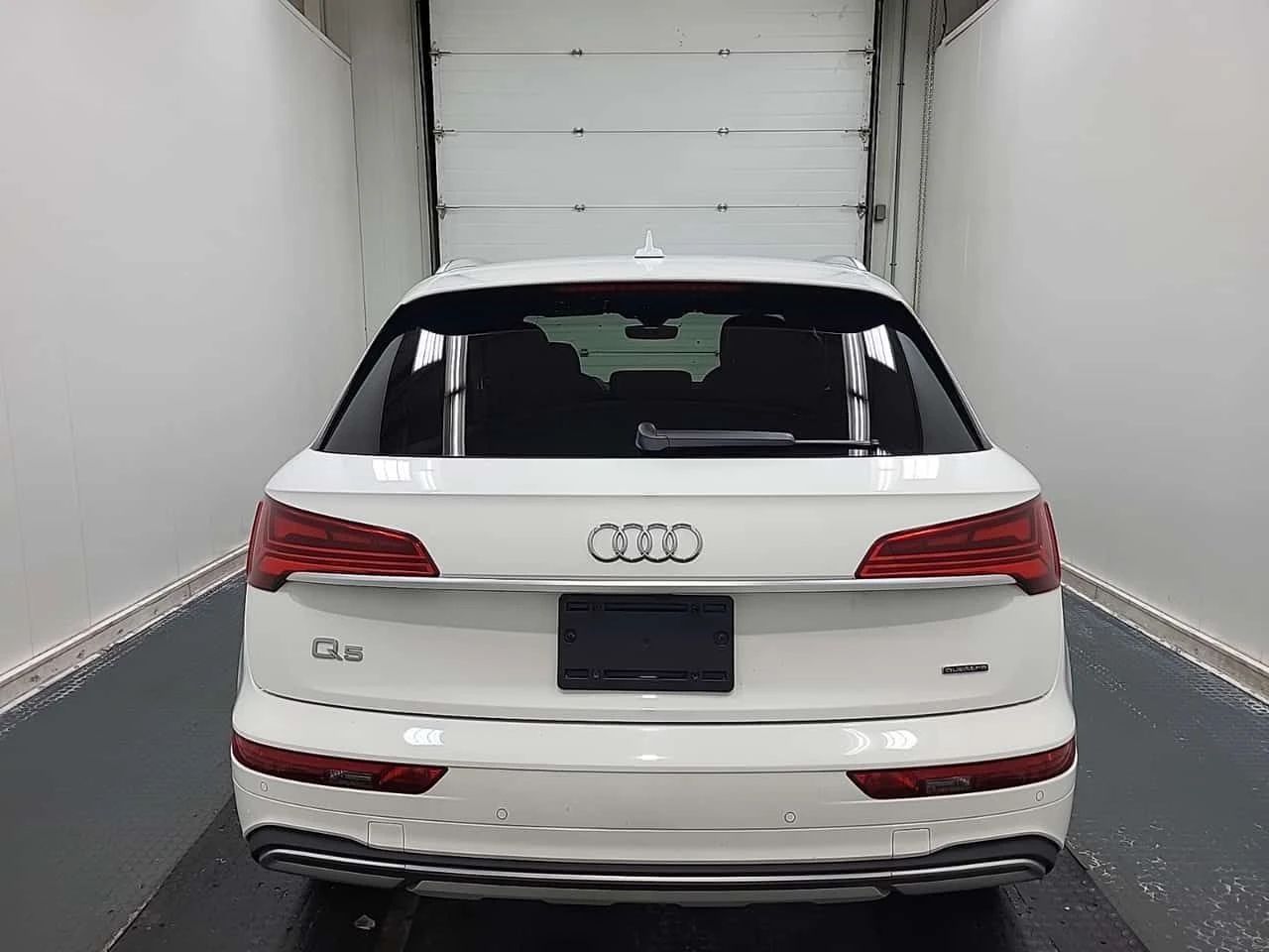 Audi Q5 ПОДГРЕВИ| LANE ASSIST| 2 КЛЮЧА, снимка 6 - Автомобили и джипове - 54450212