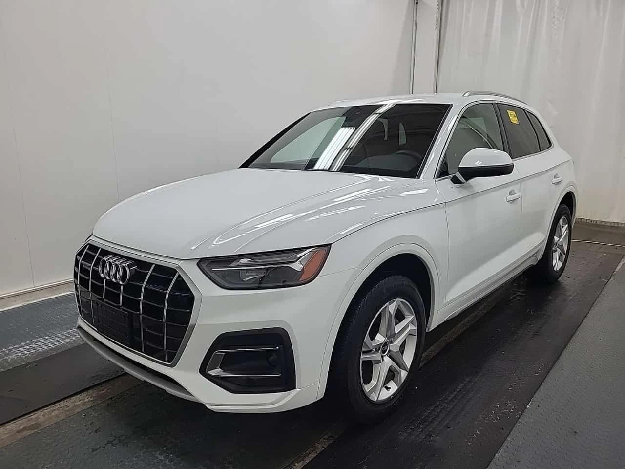 Audi Q5 ПОДГРЕВИ| LANE ASSIST| 2 КЛЮЧА