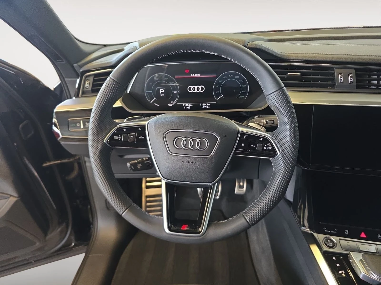 Audi Q8 E-TRON 55 / SPORTBACK/ S-LINE/ MATRIX/ HUD/ QUTTRO, снимка 12 - Автомобили и джипове - 56092104