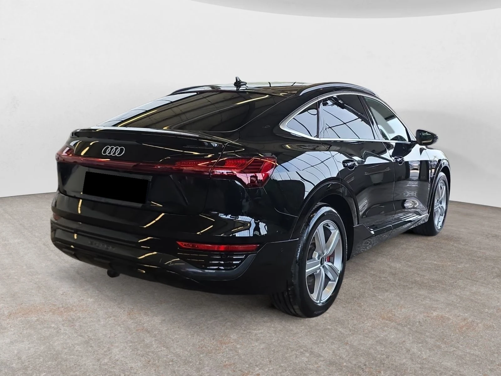 Audi Q8 E-TRON 55 / SPORTBACK/ S-LINE/ MATRIX/ HUD/ QUTTRO, снимка 7 - Автомобили и джипове - 56092104