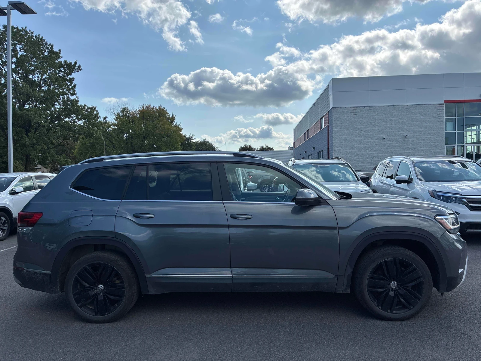 VW Atlas / АВТОКРЕДИТ БЕЗ ПЪРВОНАЧАЛНА ВНОСКА /, снимка 3 - Автомобили и джипове - 56130676