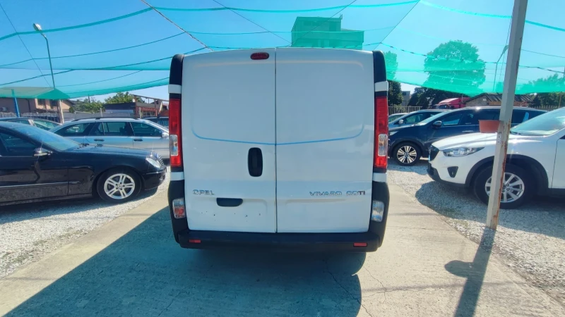 Opel Vivaro 2.2 cdti, снимка 6 - Бусове и автобуси - 51507454